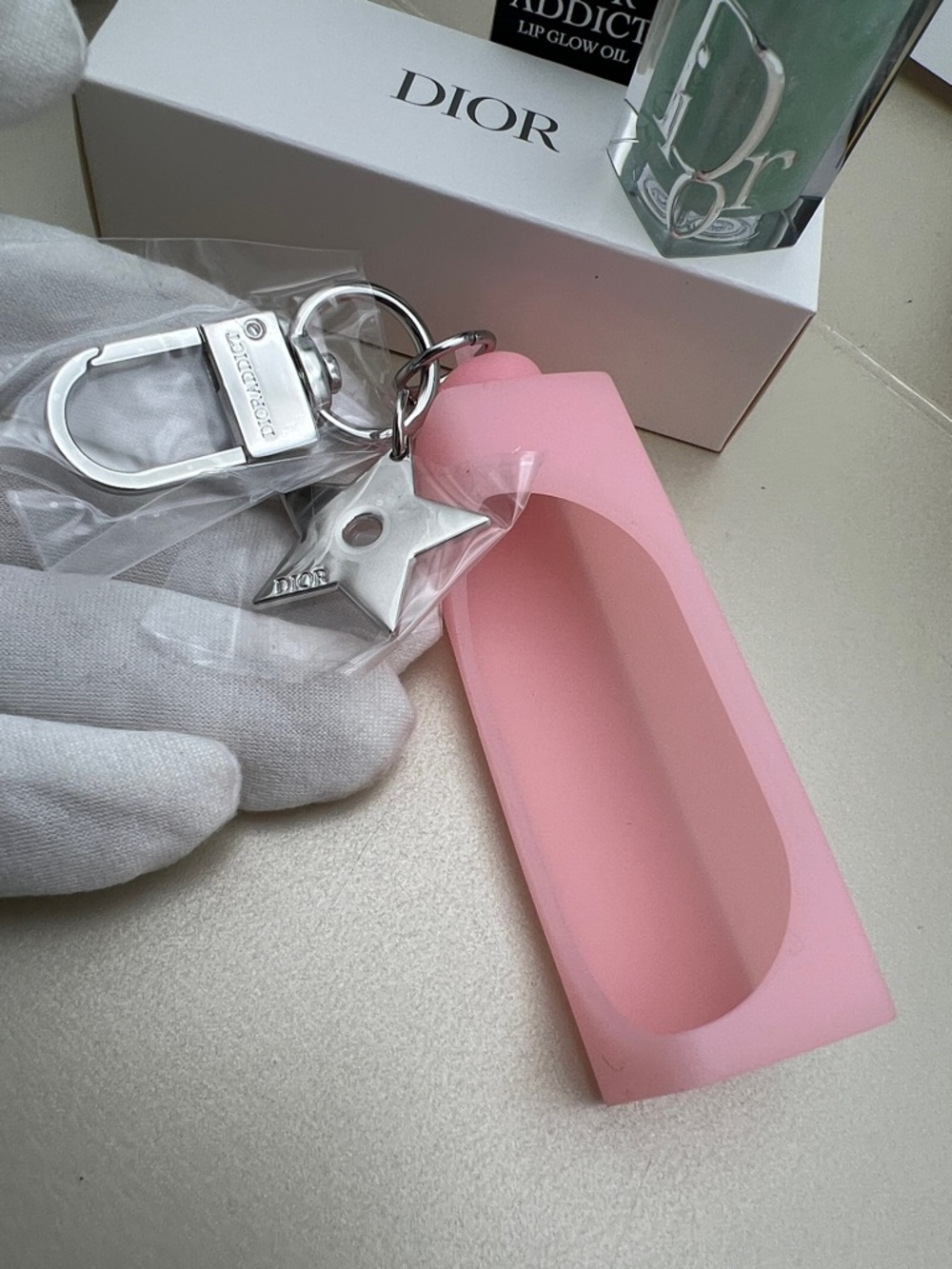 Dior Pink Silicone Keychain Lip AddictGlow Oil Holder W/Minty Lip Oil INBox NWOT - Picture 7 of 15